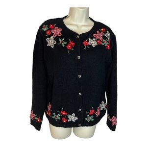 Vintage Northern Isles Women’s Ugly Christmas Sweater Ribbon Flowers